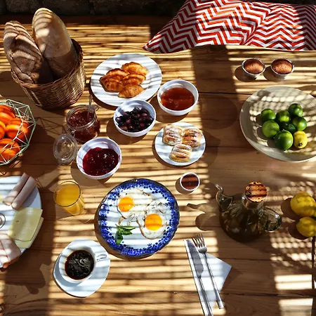 מלון Aelia Mykonos אורנוס