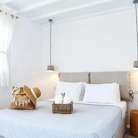 מלון Aelia Mykonos 4*