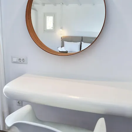 Отель Aelia Mykonos 4*