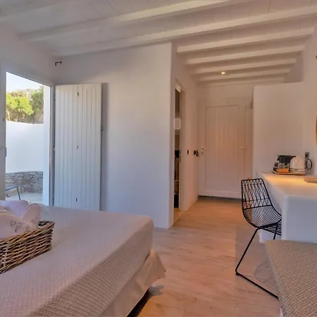 Aelia Mykonos Орнос