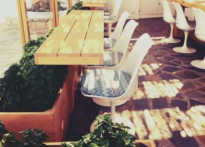 إيليا ميكونوس